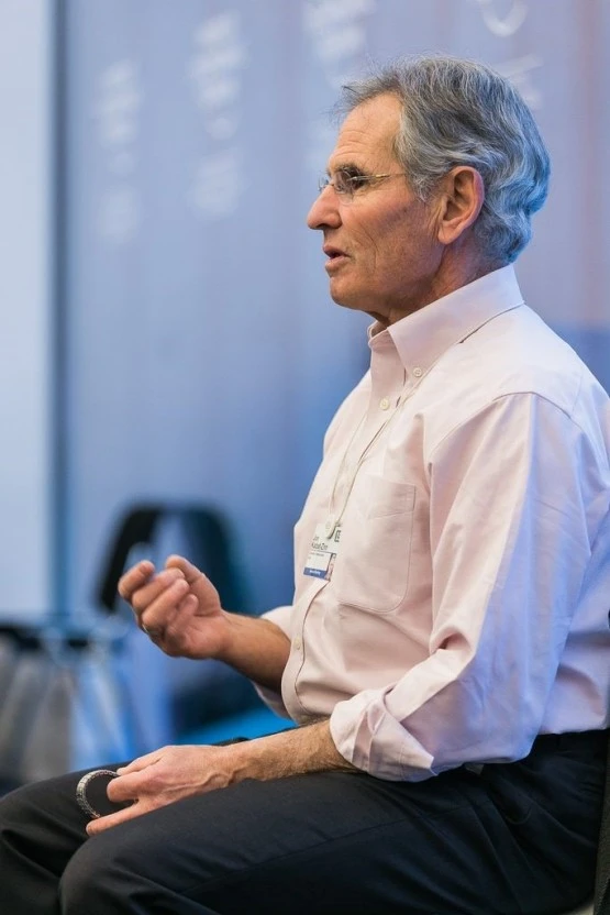 ?src=http%3A%2F%2Fblogfiles.naver.net%2FMjAxOTA4MzFfMzUg%2FMDAxNTY3MjU2NjM4NTg1.R9sM_JoQ0UJRH2GpMzYCCykBLXMxJbbKHS4iS_Dqixkg.aqGx1qGR_jeaZt-QGGAD9RfvrSrScdXXbt9zl26K0T4g.JPEG.mongzy88%2Fjon-kabat-zinn-guided-meditation-683x1024.jpg&type=sc960_832