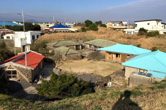 2132FC33551D2D07200D41