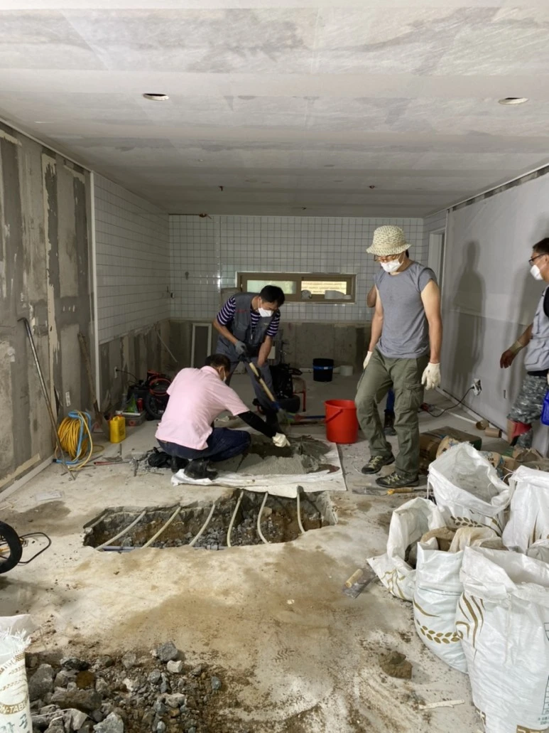 IMG_8005.jpg?type=w773