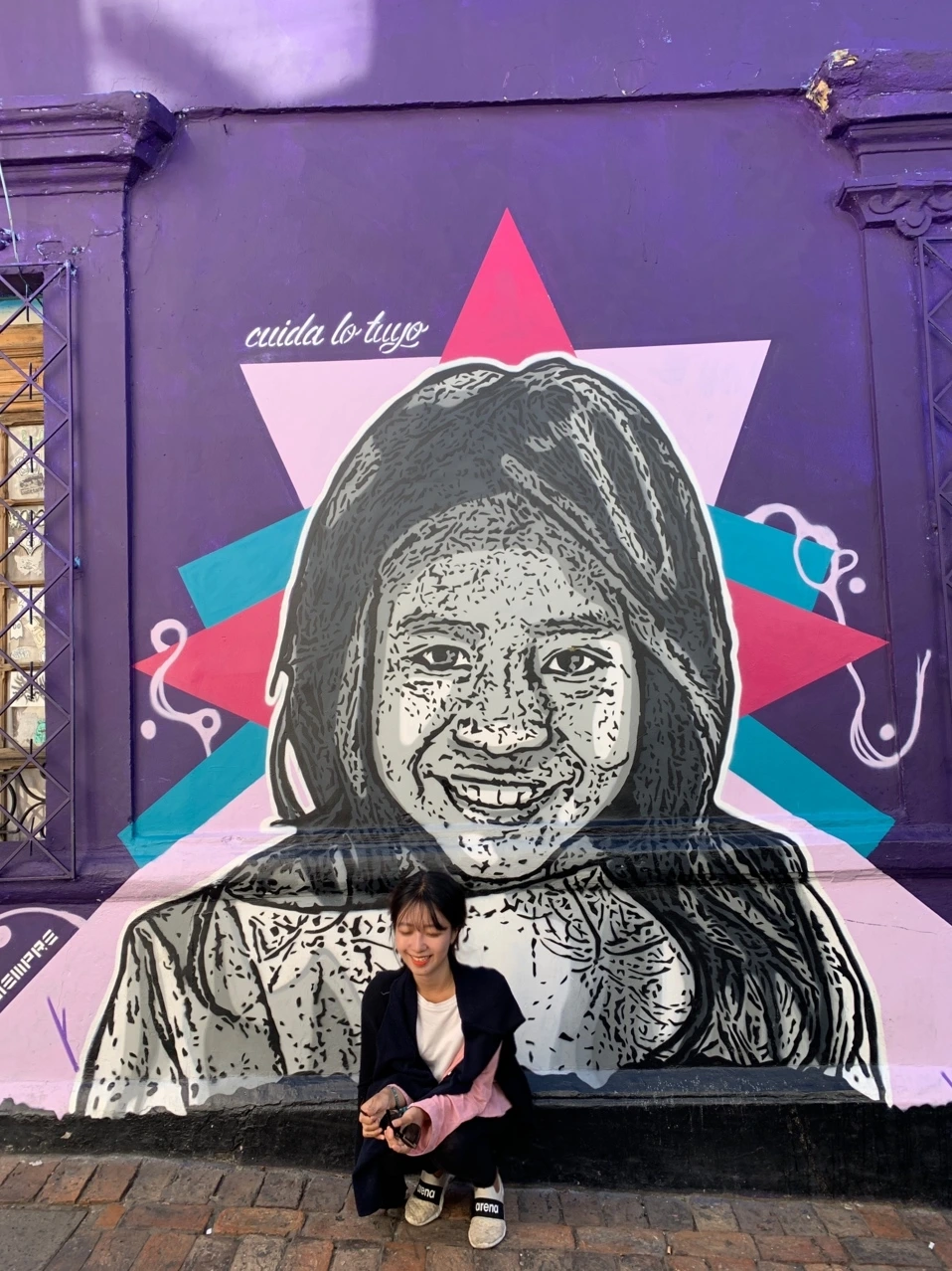 13_콜롬비아 보고타 벽화거리에서.jpeg