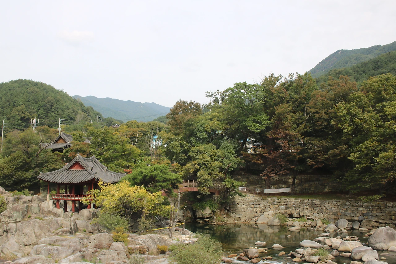 거연정은 한 폭의 동양화를 그려 놓은 듯해.JPG