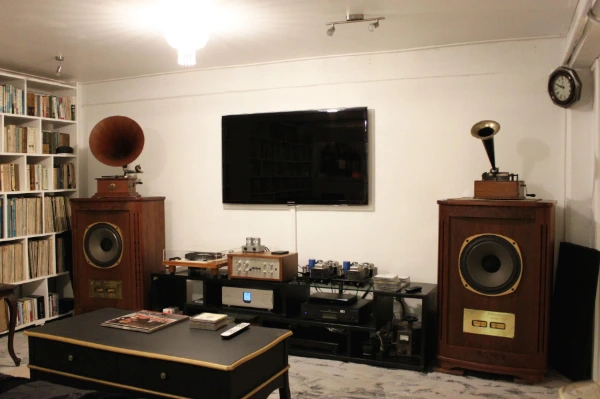 b549845e44f9e2aa1a52ad323fd8735ed37aeb27