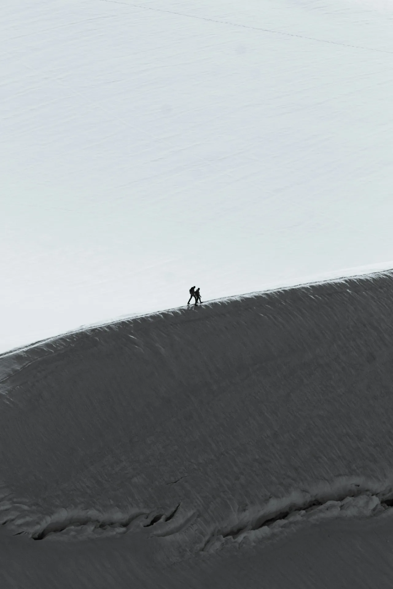 photo-1638271330581-af7c3b4080e5?fm=jpg&q=60&w=3000&ixlib=rb-4.1.0&ixid=M3wxMjA3fDB8MHxwaG90by1wYWdlfHx8fGVufDB8fHx8fA%3D%3D