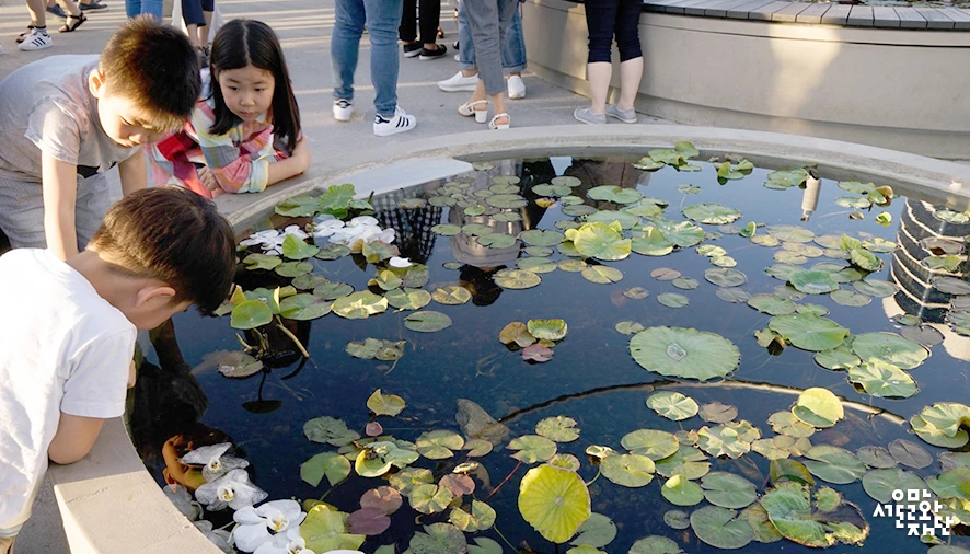 %EB%B3%80%EA%B2%BD%EB%9E%91_%EA%B1%B0%EB%A6%AC%EC%98%88%EC%88%A0%EC%8B%9C%EC%A6%8C%EC%A0%9C%28%EB%B4%84%29%EC%84%9C%EC%9A%B8%EB%A1%9C7017_11.jpg?type=w966