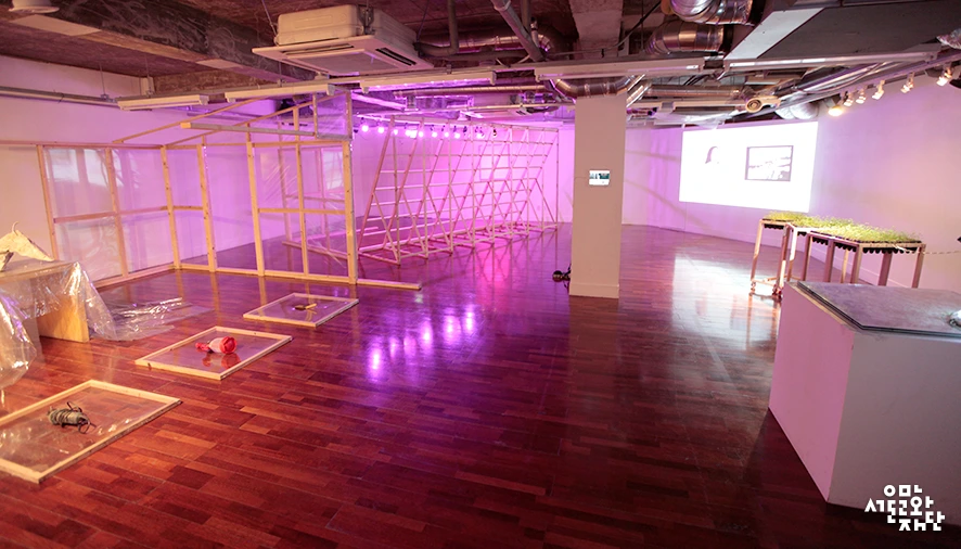 170817-%EC%98%A4%EC%9E%AC%ED%98%95-%EC%84%9C%EA%B5%90%EC%98%88%EC%88%A0%EC%8B%A4%ED%97%98%EC%84%BC-%EC%8B%A0%EC%9E%AC%EC%9D%80%2C-%EC%B5%9C%EC%9C%A4%EB%AF%B8-%EC%9E%91%EA%B0%80_%EB%AF%BF%EC%9D%8C%EA%B3%BC-%EA%B4%B4%EB%8B%B4%EC%97%90-%EA%B4%80%ED%95%9C-.jpg?type=w966