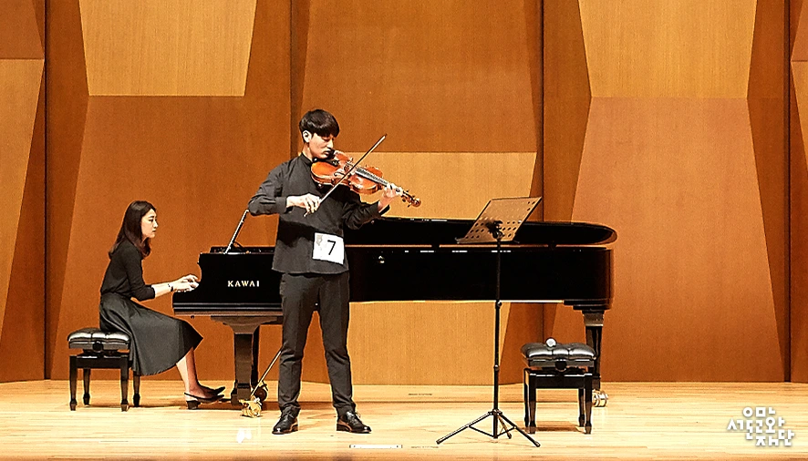 %EC%9D%B4%ED%98%9C%EC%9B%90_%EC%9C%A4%EC%9D%B4%EC%83%81-%EC%97%B0%EC%A3%BC%EB%8B%A8-02.jpg?type=w966