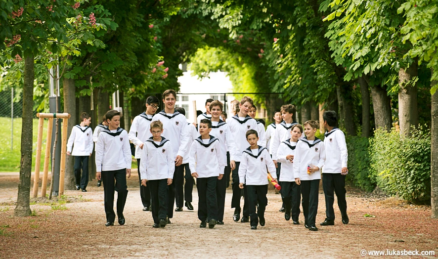 %EB%AC%B8%ED%99%94%EC%BA%90%EC%8A%A4%ED%84%B0_2-Main-Image_886.jpg?type=w966