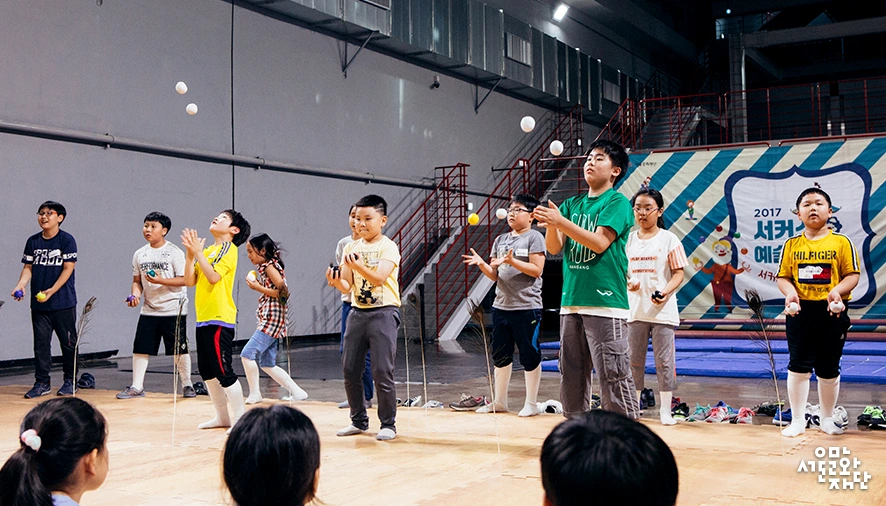 170825-%ED%99%A9%EC%9D%80%EC%95%84-%EC%84%9C%EC%BB%A4%EC%8A%A4%EC%98%88%EC%88%A0%EB%86%80%EC%9D%B4%ED%84%B0-02.jpg?type=w966