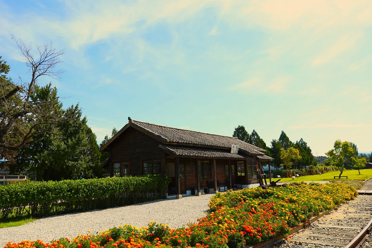 서도역 철로변.JPG