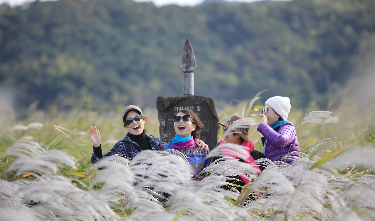 05_갈대밭의 여인들01.JPG