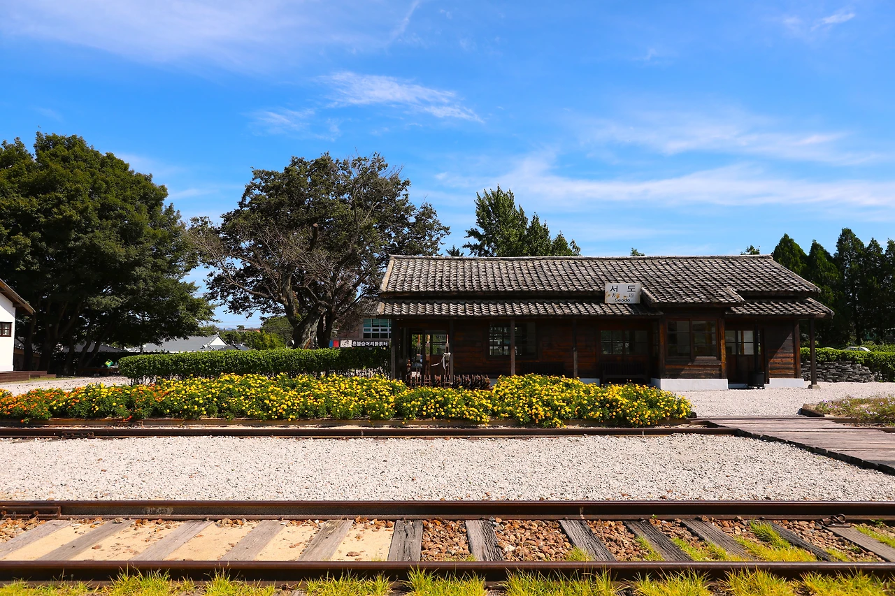 서도역 천로변2.JPG