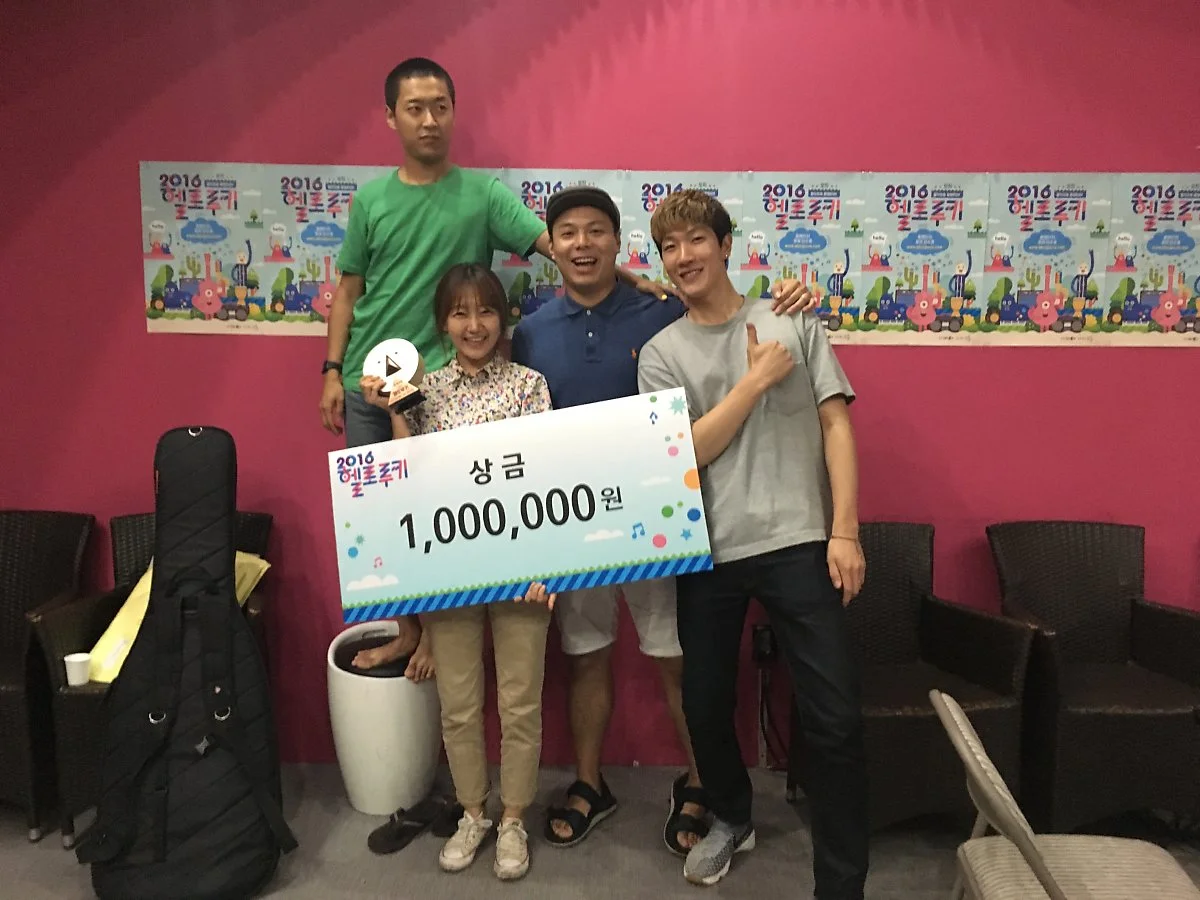 2016%ED%97%AC%EB%A1%9C%EB%A3%A8%ED%82%A4.JPG?type=w1200