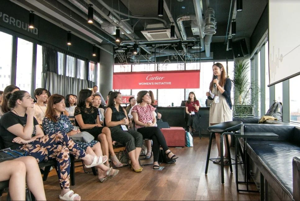 %EA%B9%8C%EB%A5%B4%ED%8B%B0%EC%97%90_%EC%8A%A4%ED%94%BC%EC%B9%98.JPG?type=w966