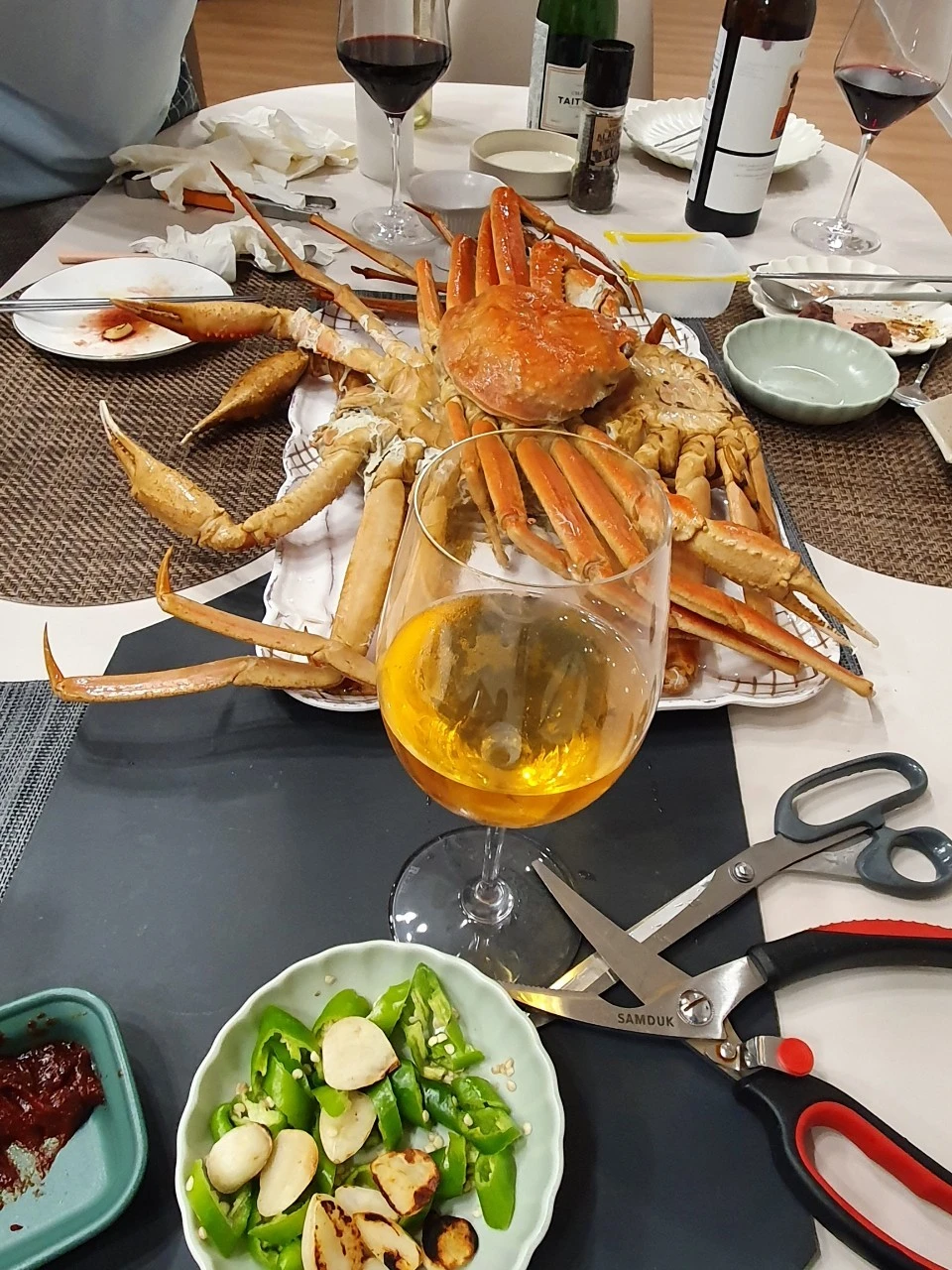 d_77bUd018svc42ibwf1qumz4_xpqgg4.jpg?type=e1920_std