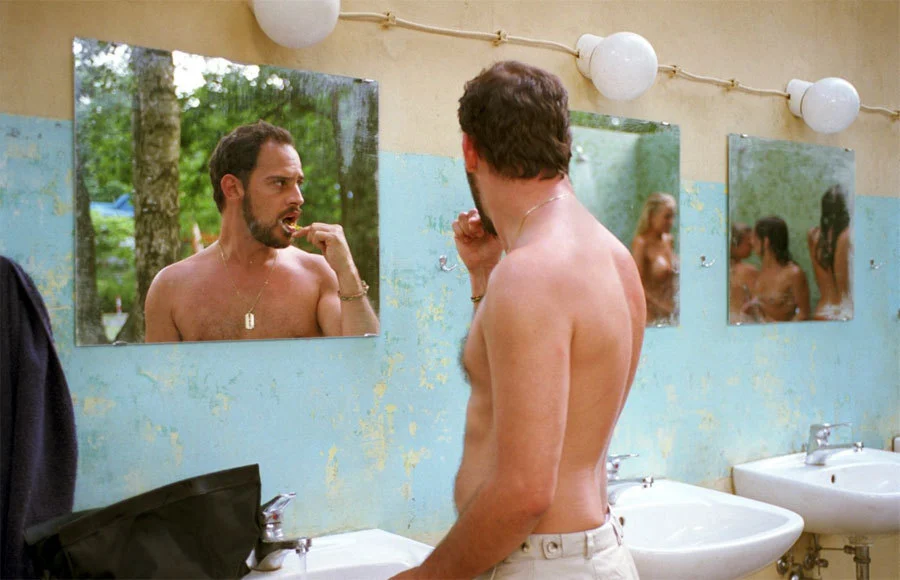 영화 소립자 03.jfif