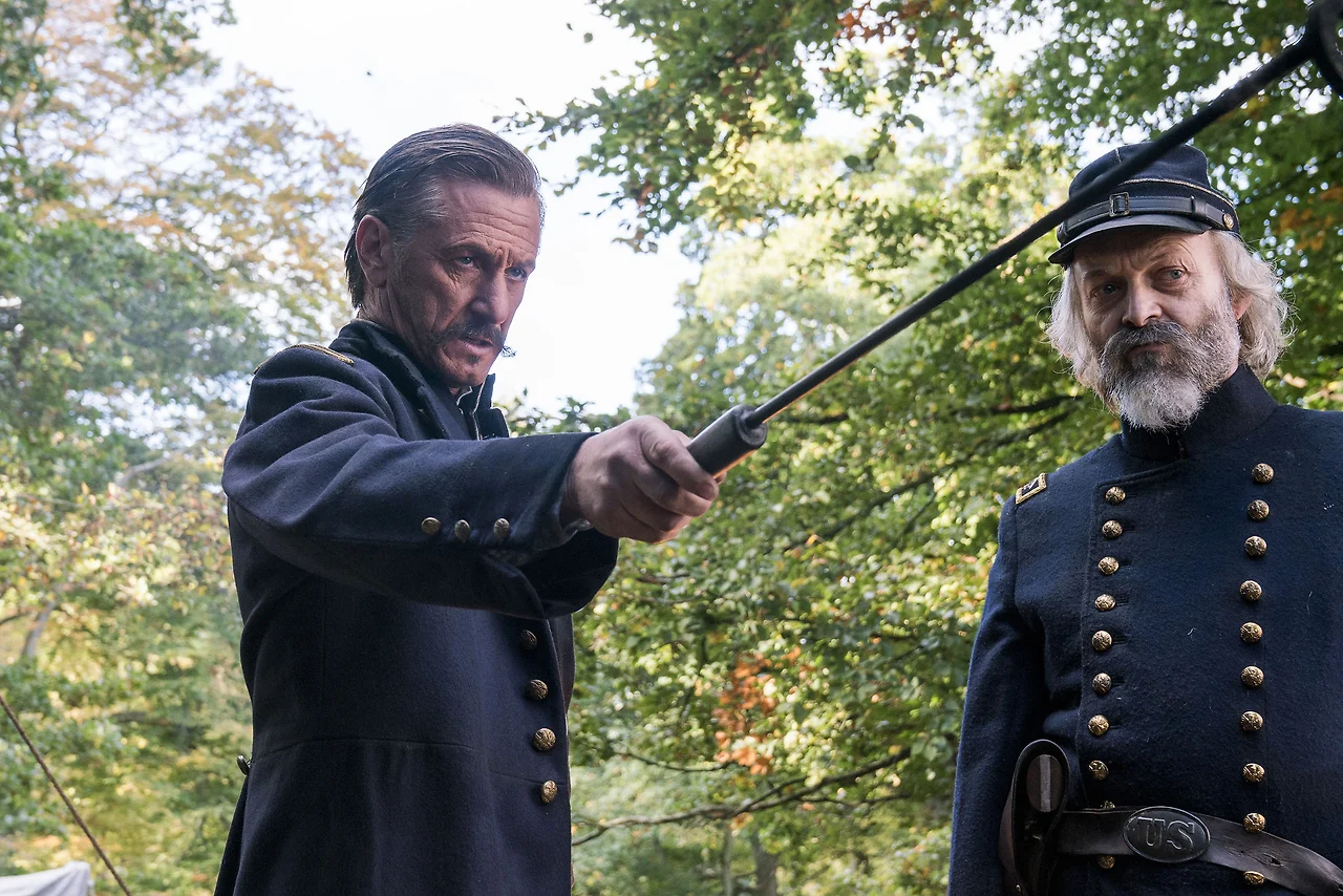 프로페서 앤 매드맨 02.jfif