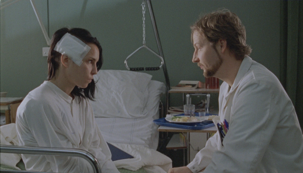 밀레니엄 제3부 벌집을 발로 찬 소녀 06.jfif