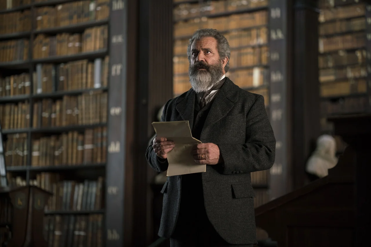 프로페서 앤 매드맨 01.jfif