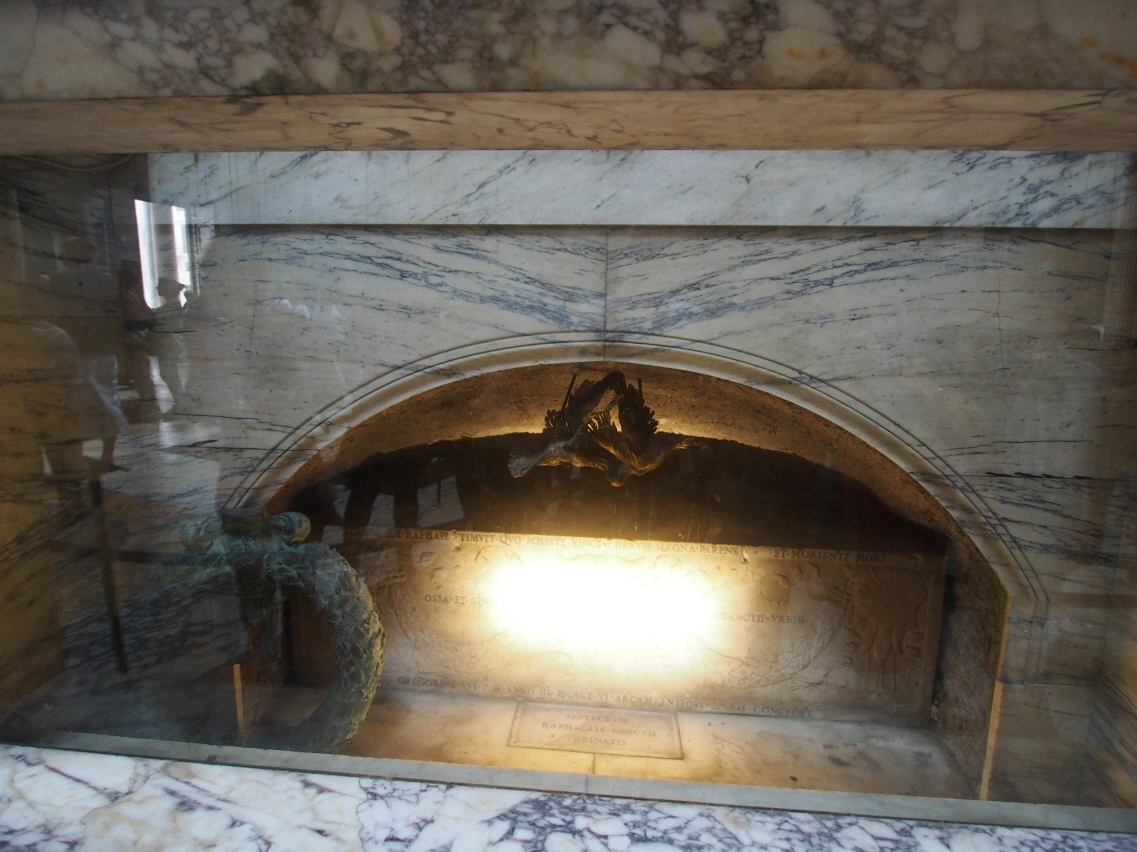 판테온_라파엘로의 무덤.JPG
