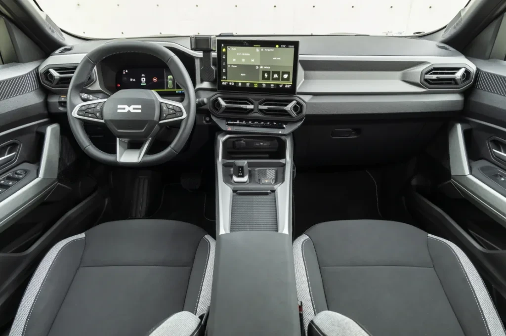 Dacia-Bigster-Hybrid-155-Journey-8-1024x680.webp