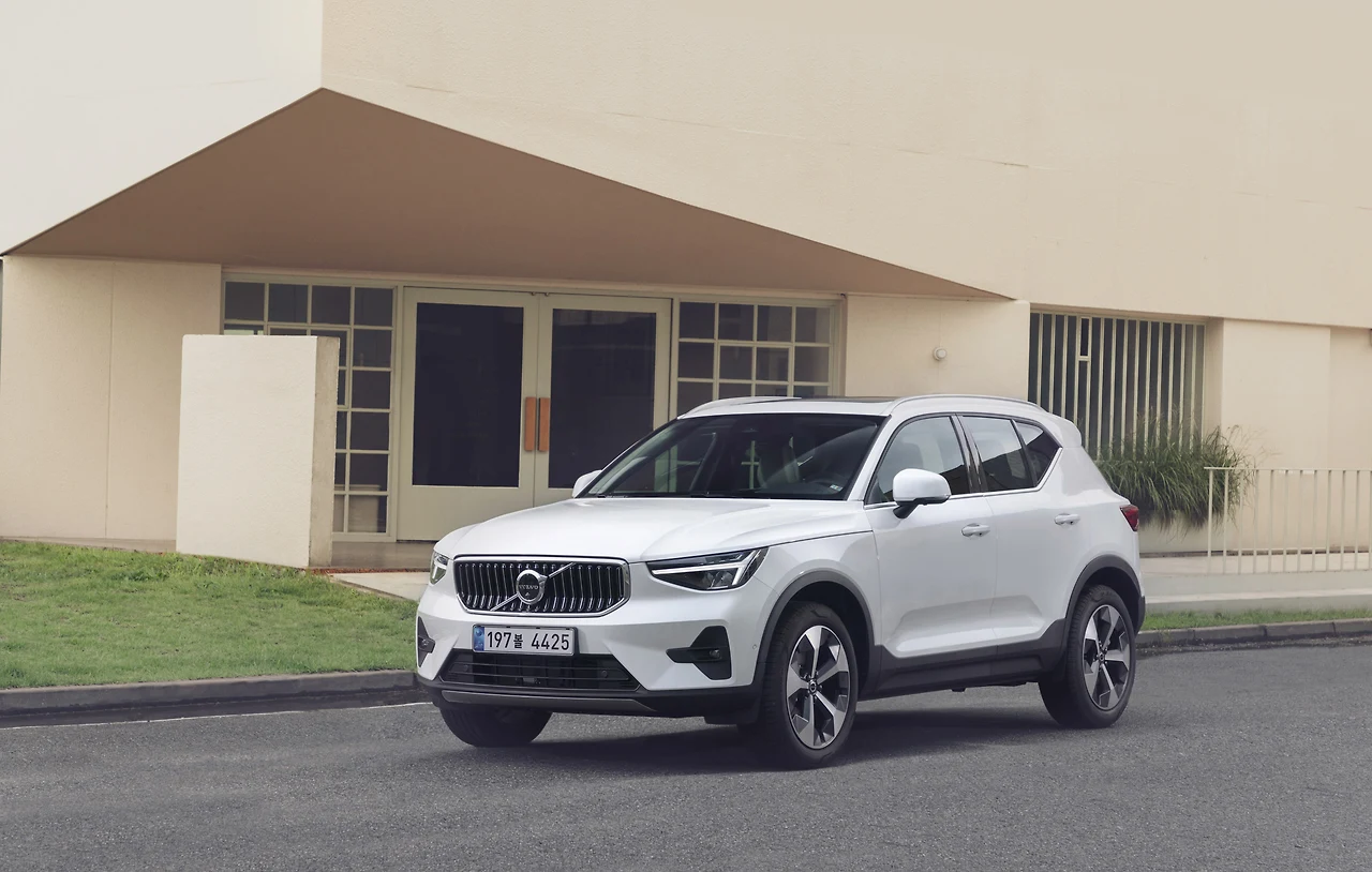 사진자료_볼보자동차코리아 신형 XC40 MHEV.JPG