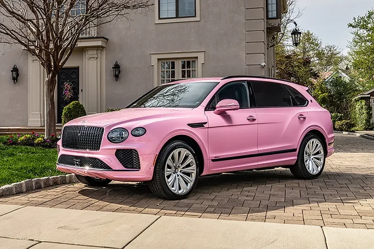 Bentayga-EWB-Mulliner-in-Candy-Pink-1.webp