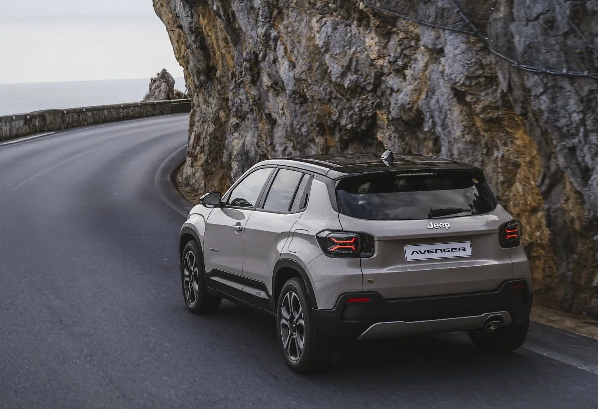 11Avengere-Hybrid.jpg?type=w1200