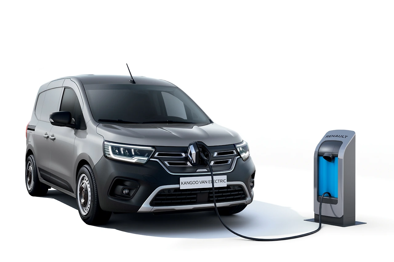 4-2021 - New Renault Kangoo Van E-TECH Electric.jpeg