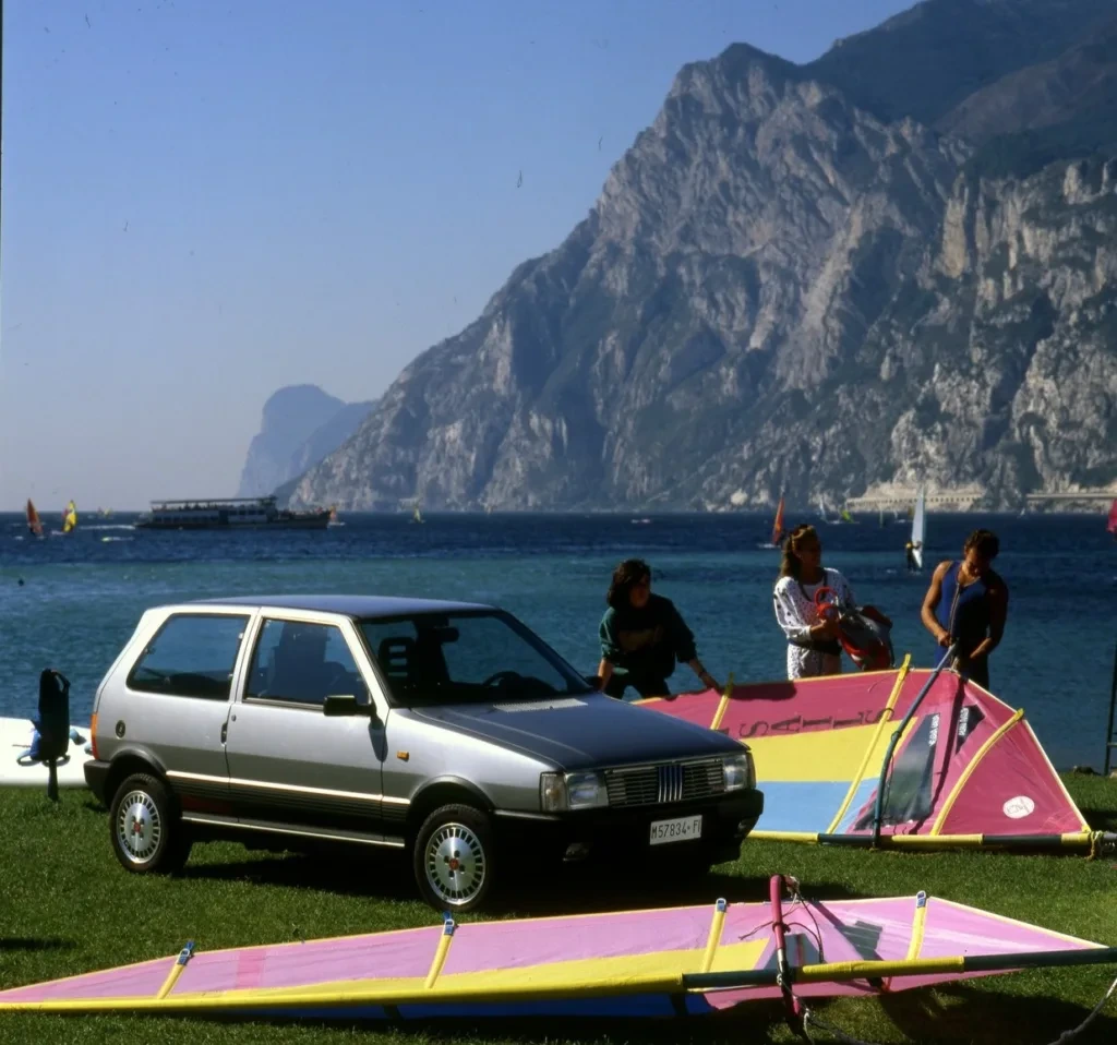 FiatUnoTurbo1serielifting-1024x958.webp