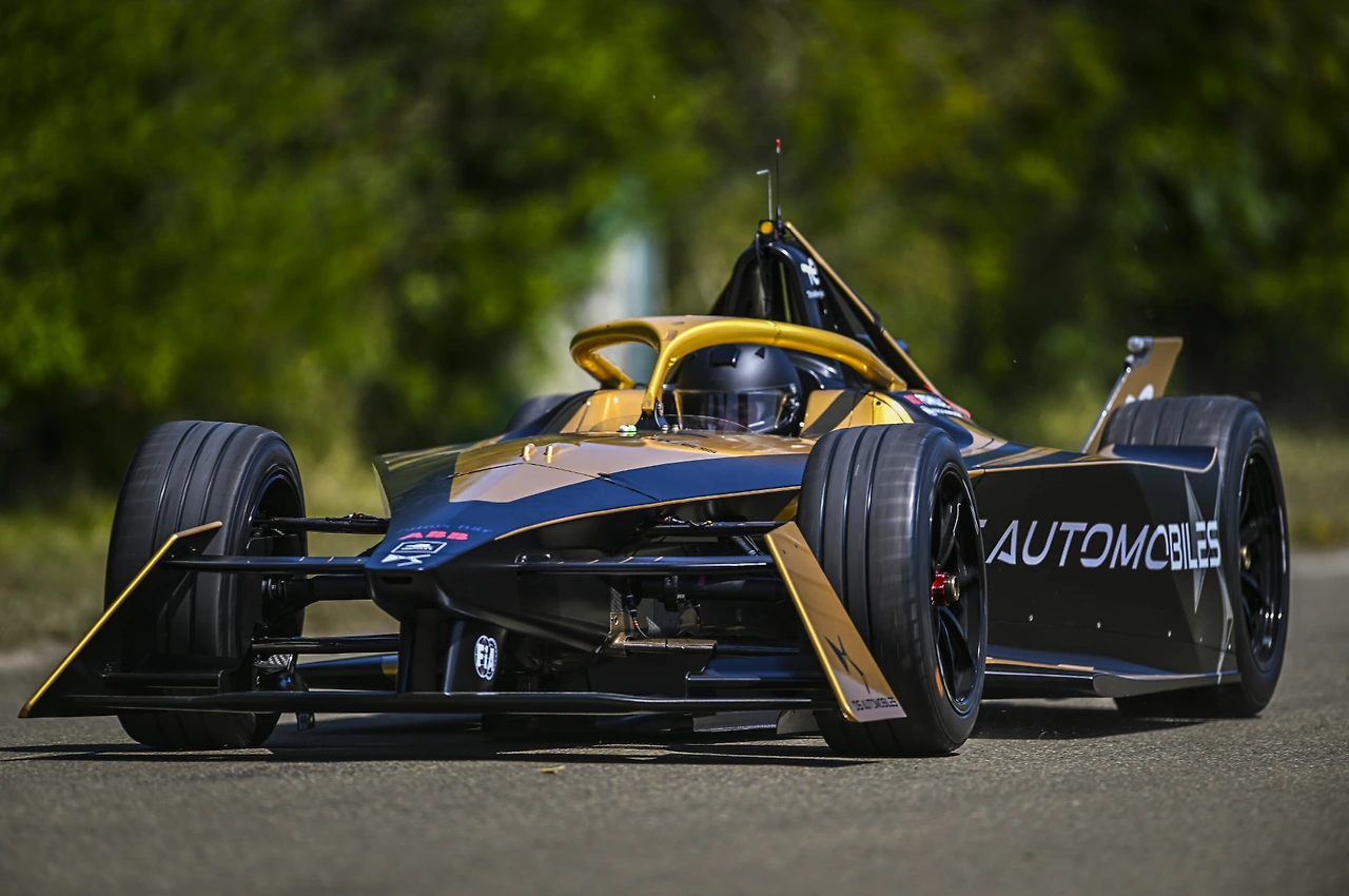 ds_automobiles_formula_e_gen3_07_as-63035ac517602.jpeg