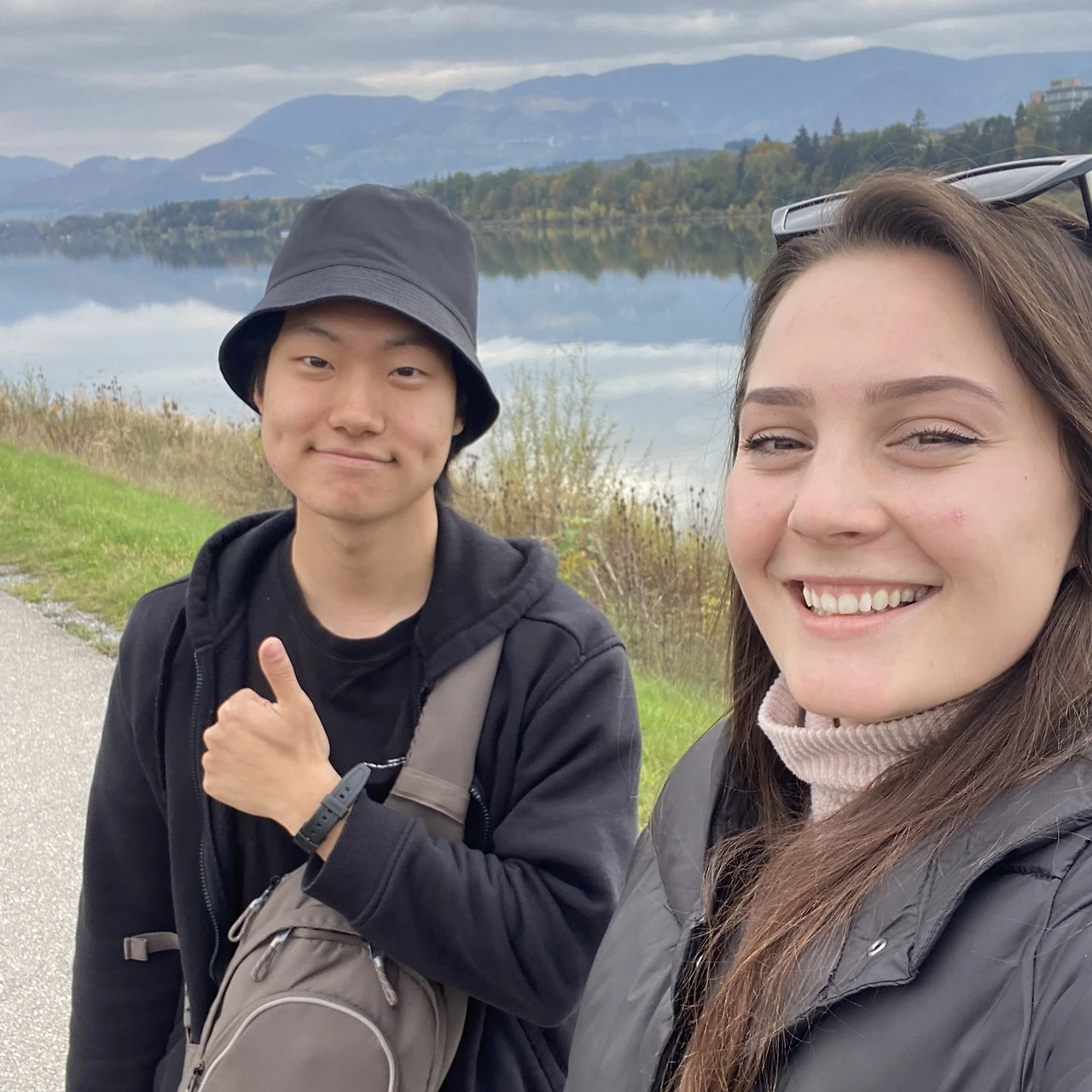 쟝카랑 투샷 square.JPEG