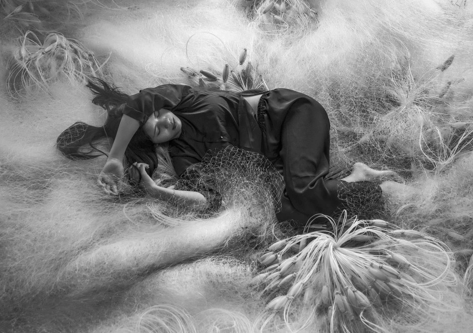 girl-g63ecbab73_1920.jpg?type=w1