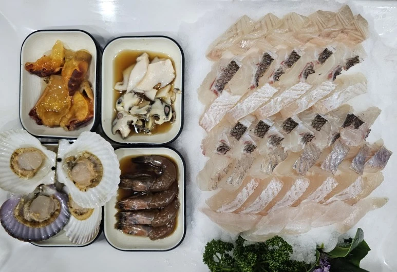 KakaoTalk_20231221_055839532_02.jpg?type=w773