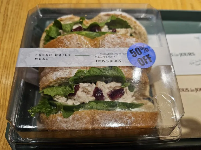 1000020004.jpg?type=w773