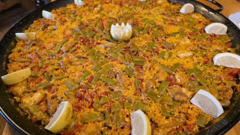 1759416430426.jpg?type=w773