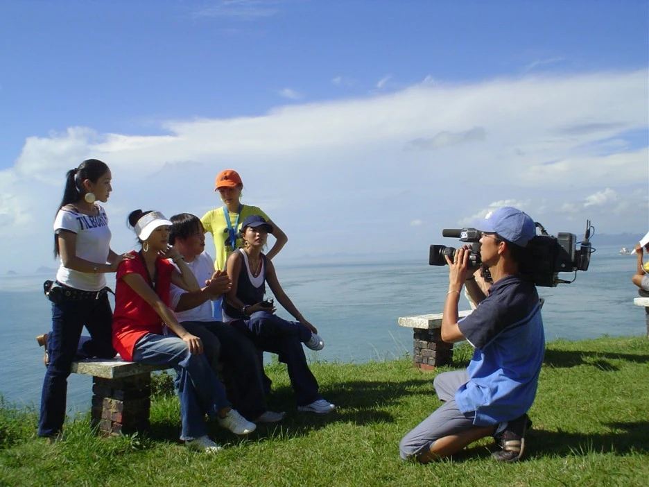 teacherwith03.jpg?type=w1