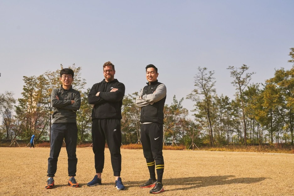 %EA%B7%B8%EB%A6%B0%EC%95%84%EC%9B%8C_%ED%8C%80%EC%9B%90%EC%82%AC%EC%A7%842_-_%EB%B3%B5%EC%82%AC%EB%B3%B8.jpg?type=w1