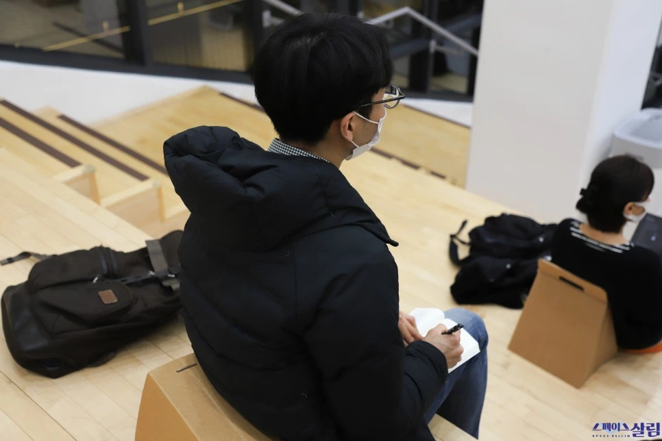 SE-048128de-7c3d-4d0a-bdf4-9d12ebc09e08.jpg?typew966