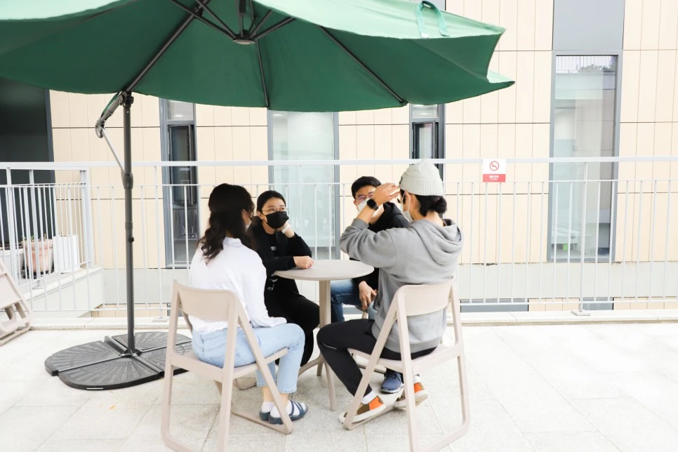 IMG_8639.jpg?type=w966