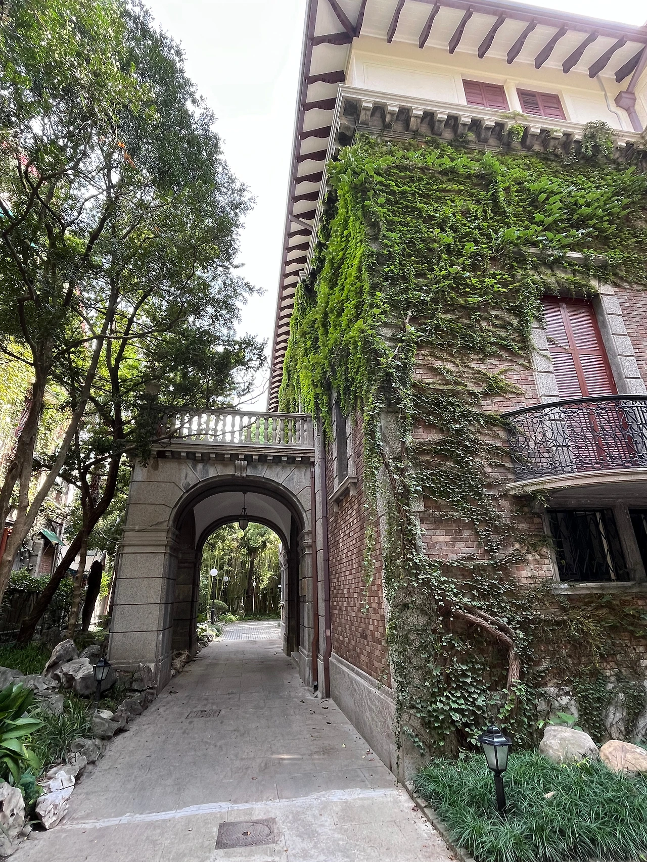 작가서점 3.jpeg