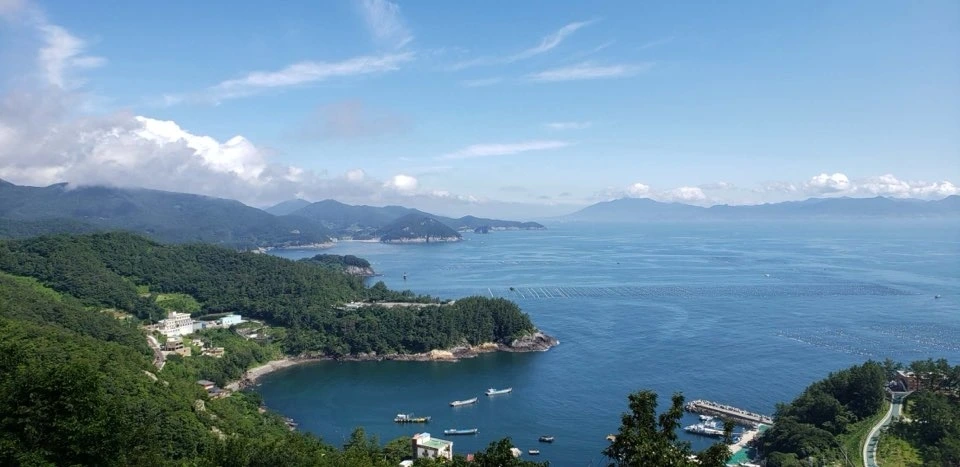 바다 향일암.jpeg