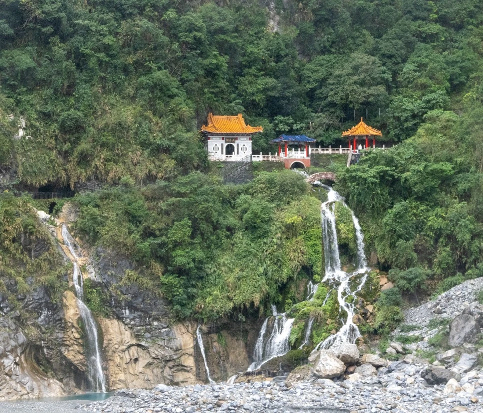 P1035873-2.jpg?type=w966