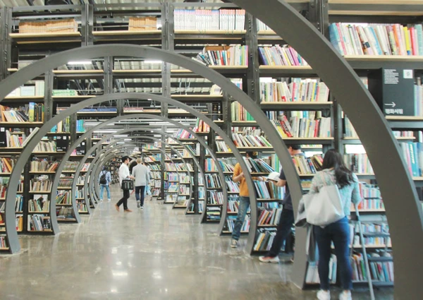 %EC%B1%85%EB%B3%B4%EA%B3%A02.png?type=w1200