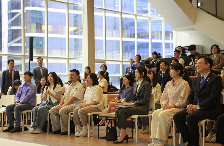 IMG_9556.PNG?type=w773