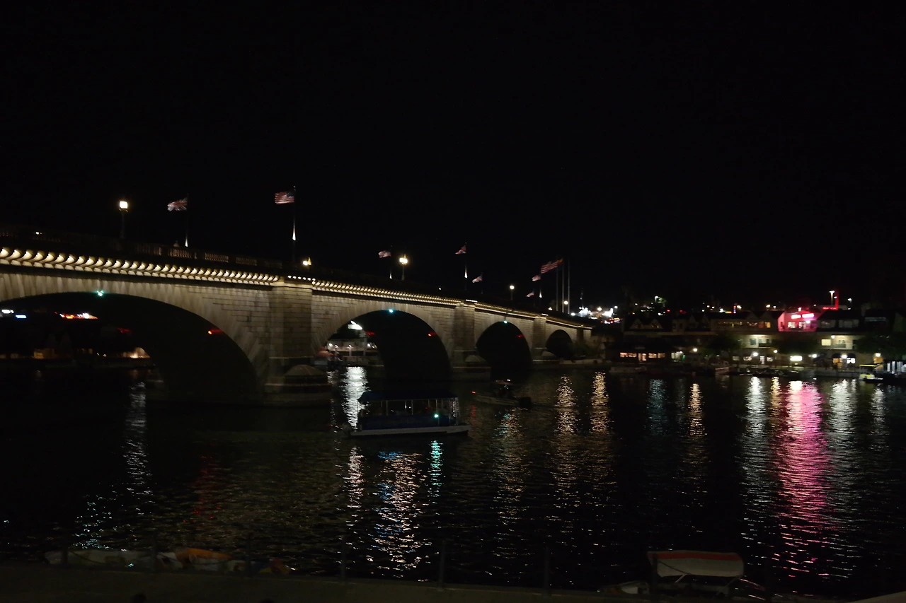 런던브리지 야간.JPG