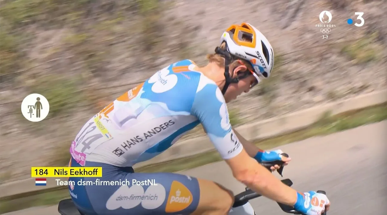 GS2OdfzWkAA1jVl?format=jpg&name=large