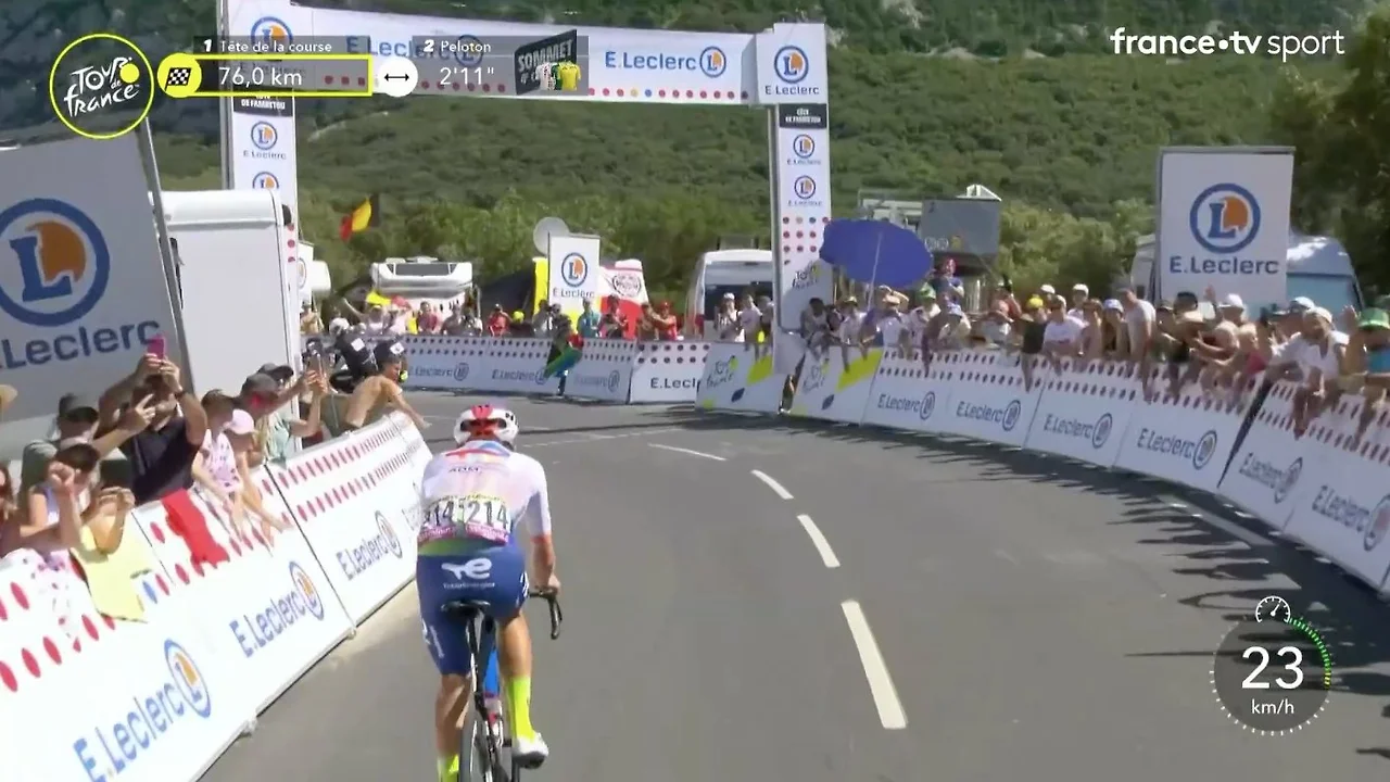 GSnW6VYXsAAuYNU?format=jpg&name=large