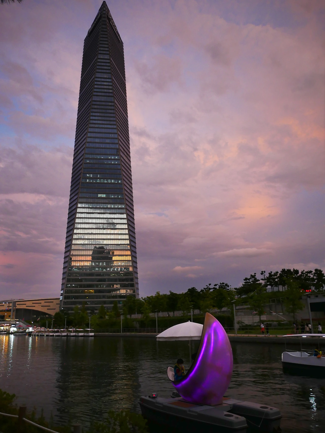 미래도시를 연상시키는 송도국제도시.JPG