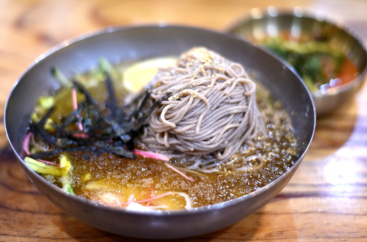 춘천 동해막국수.JPG