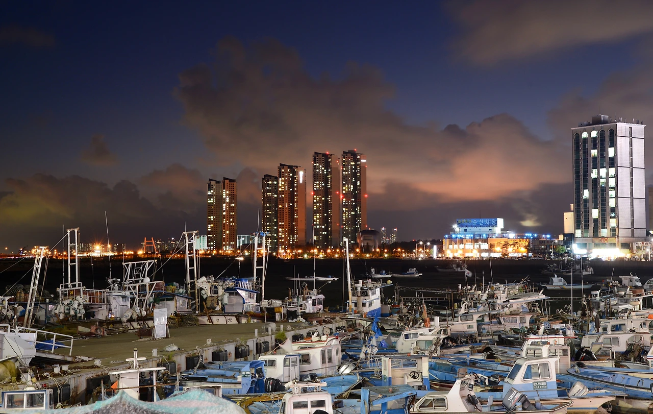 월곶에서 바라본 송도.JPG